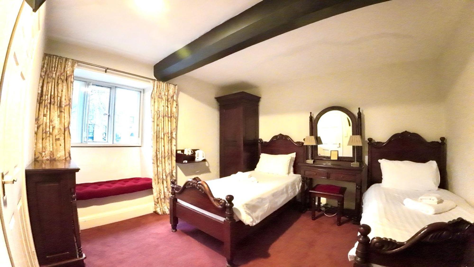 קיינשם The Old Manor House Hotel מראה חיצוני תמונה